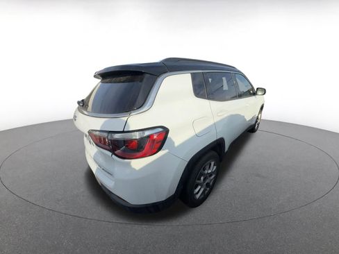 Used 2025 Jeep Compass Limited image 8