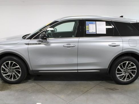 Used 2022 Lincoln Corsair AWD w/ Equipment Group 101A image 6