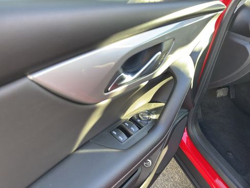 Used 2024 Chevrolet Blazer LT w/ Convenience Package image 8