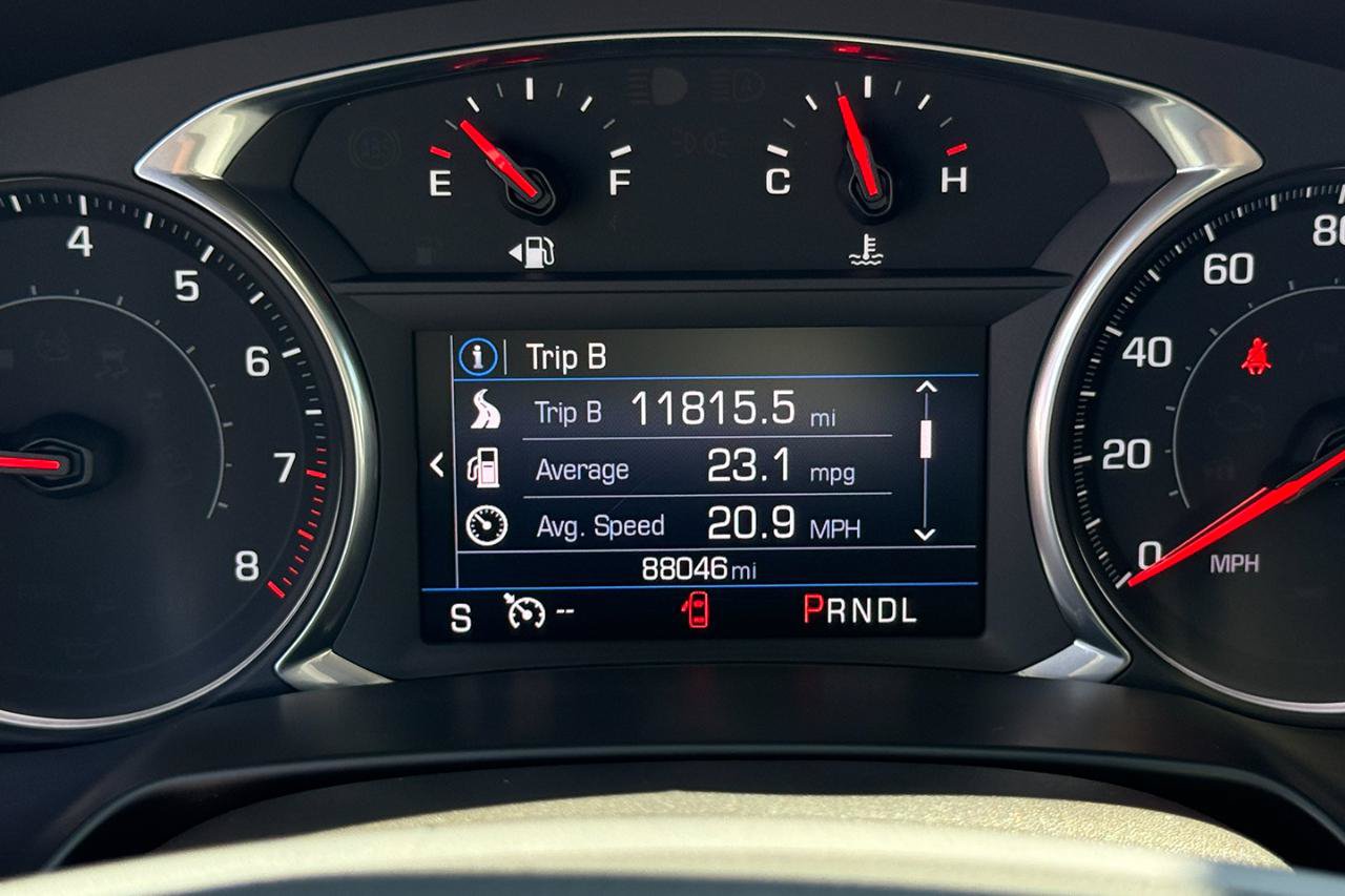 Used 2020 Chevrolet Blazer LT w/ Midnight/Sport Edition FWD image 12