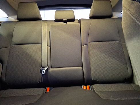 Used 2023 Toyota Venza LE image 19