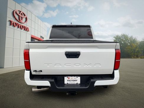 New 2026 Toyota Tacoma SR5 AWD/4WD image 4
