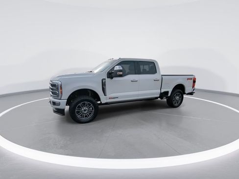 Used 2024 Ford F350 Limited w/ FX4 Off-Road Package image 4