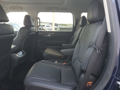 Used 2025 INFINITI QX80 Pure image 14