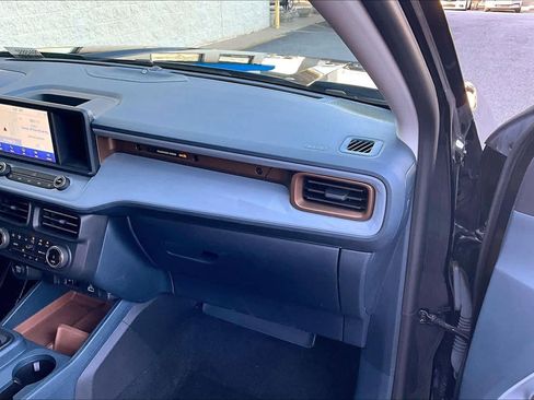 Used 2023 Ford Maverick Lariat w/ Lariat Luxury Package image 19