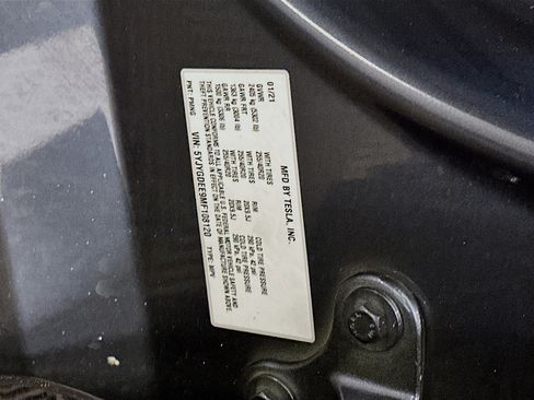 Used 2021 Tesla Model Y Long Range AWD/4WD image 12