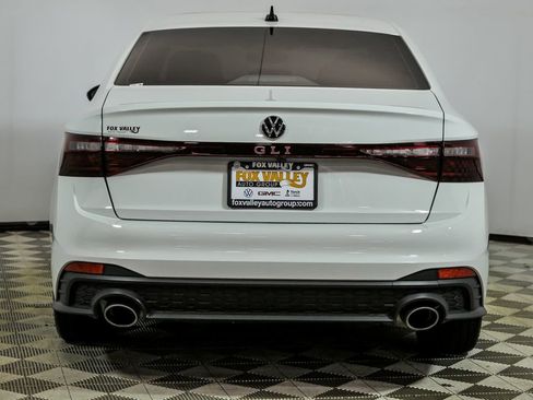 Certified 2025 Volkswagen Jetta GLI Autobahn image 6