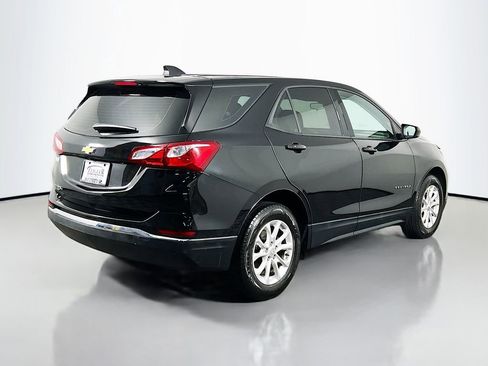 Used 2018 Chevrolet Equinox LS FWD image 5