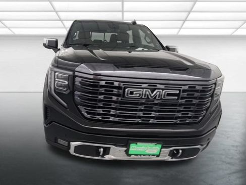 Used 2023 GMC Sierra 1500 Denali Ultimate AWD/4WD image 2