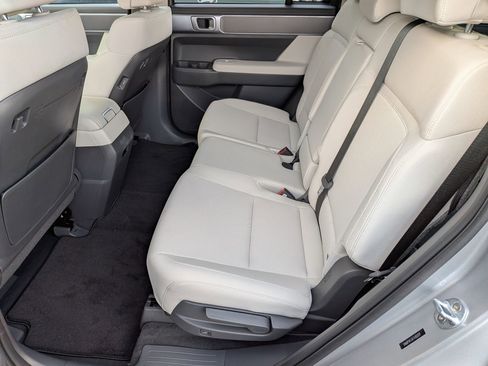 New 2026 Hyundai Santa Fe SE image 18