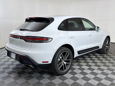 New 2026 Porsche Macan image 10