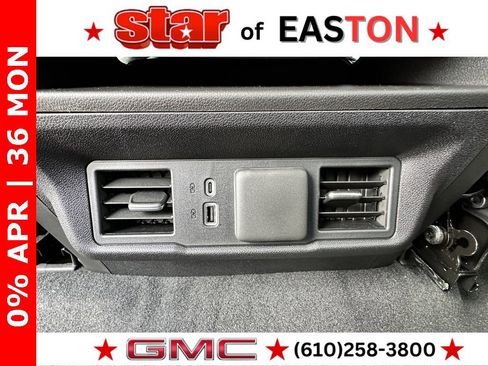 New 2026 GMC Sierra 1500 Elevation image 18