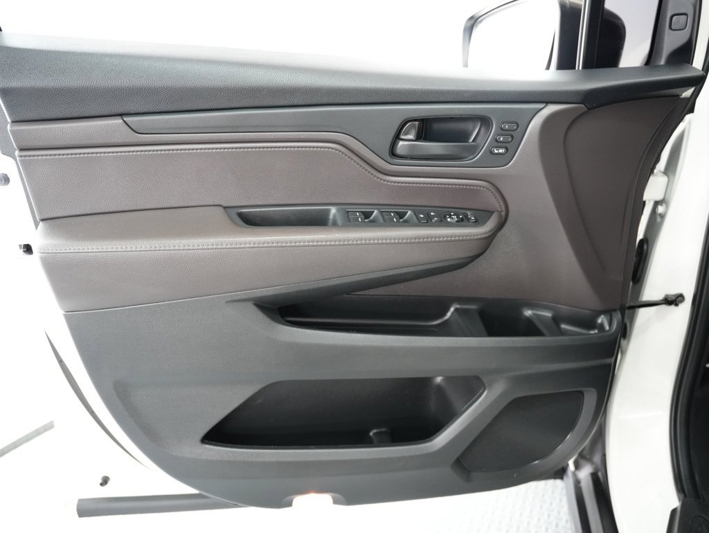 Used 2018 Honda Odyssey EX-L image 40
