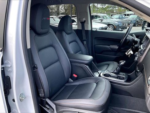 Used 2022 GMC Canyon AT4 w/ Trailering Package image 9