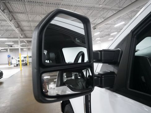 Used 2021 Ford F250 XL w/ Power Equipment Group RWD image 20
