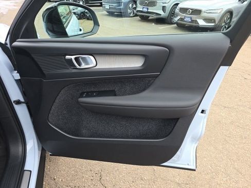 New 2026 Volvo XC40 B5 Plus w/ Protection Package Premier AWD/4WD image 14