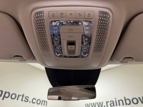 Used 2025 Mercedes-Benz GLS 450 4MATIC image 18