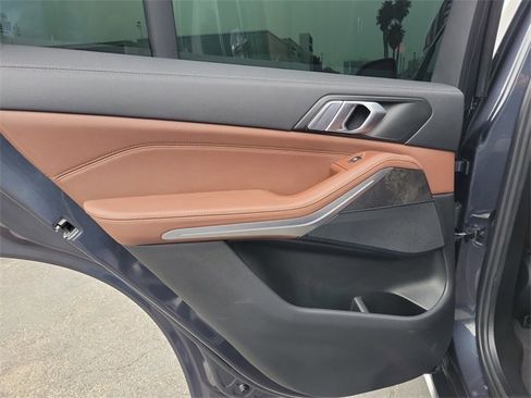 Used 2022 BMW X5 xDrive45e w/ Parking Assistance Package image 14