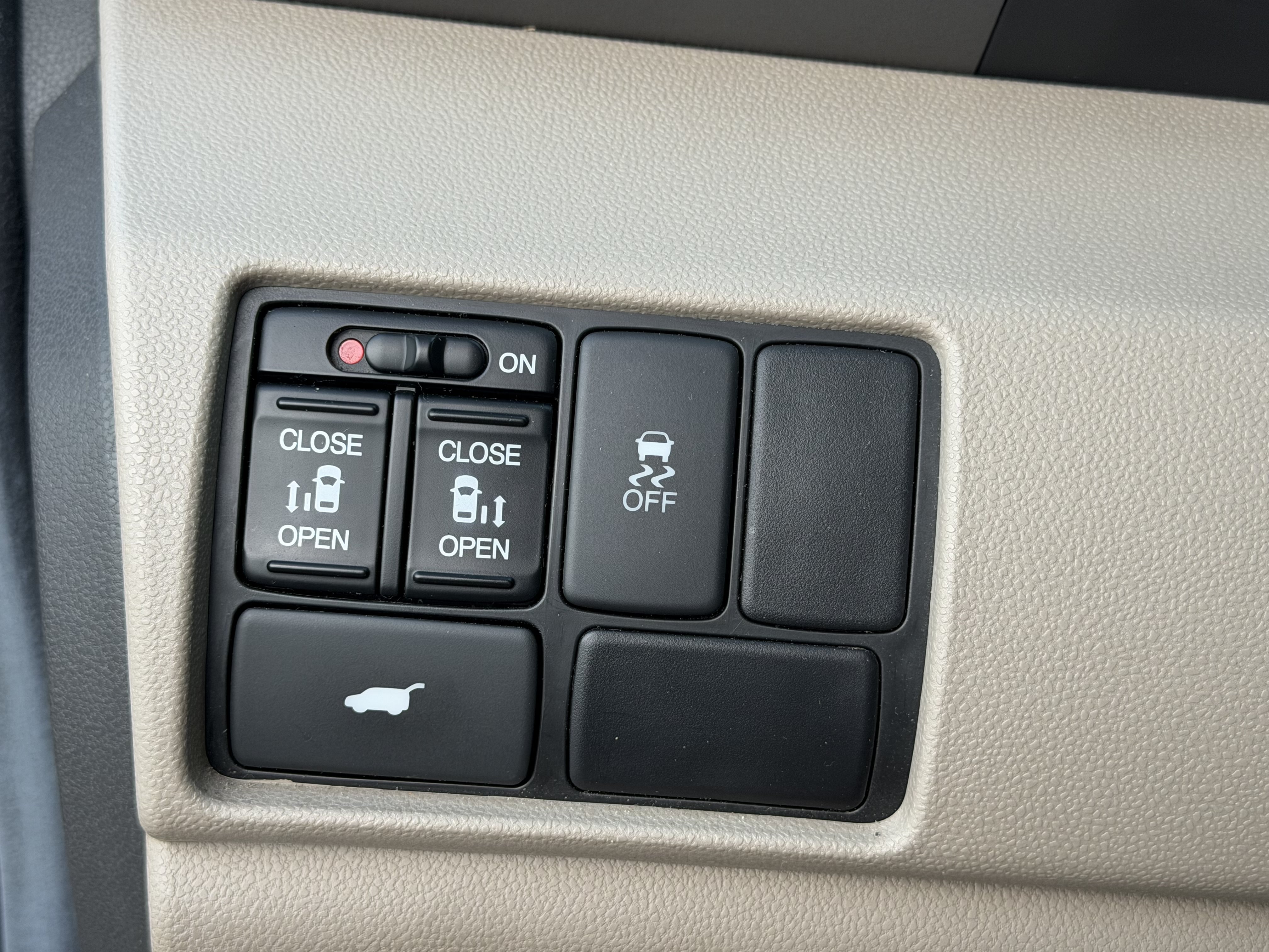 Used 2011 Honda Odyssey EX-L image 25