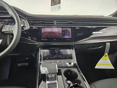 New 2026 Audi Q7 2.0T Premium AWD/4WD image 32