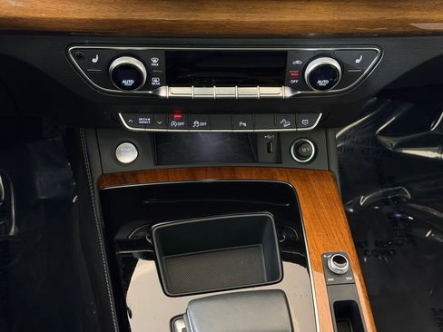 Used 2023 Audi Q5 2.0T Premium Plus w/ Premium Plus Package image 18