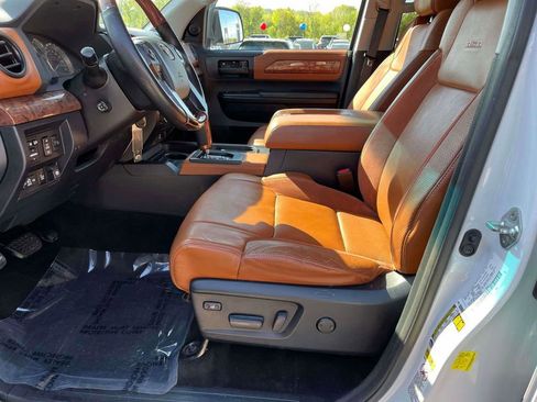Used 2017 Toyota Tundra 1794 Edition image 15