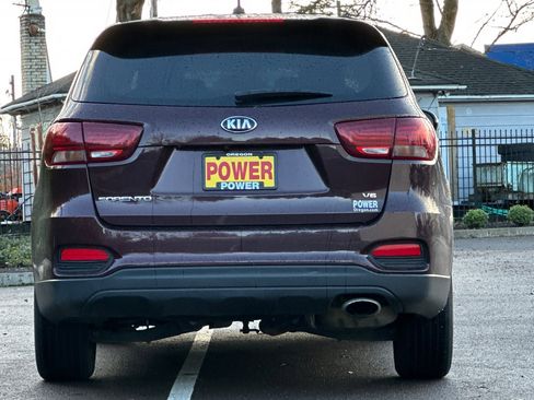 Used 2020 Kia Sorento LX image 5
