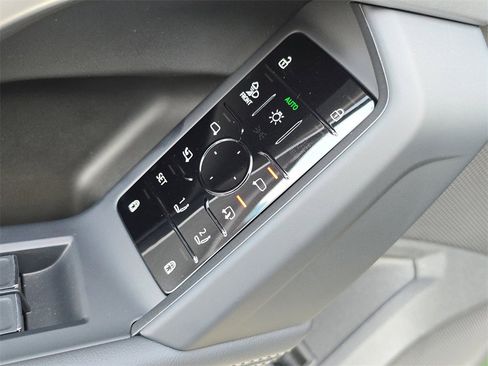 New 2025 Audi Q5 Premium Plus image 29