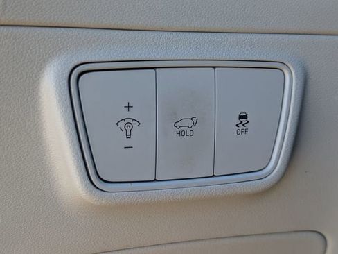 Used 2024 Hyundai Tucson Limited image 23