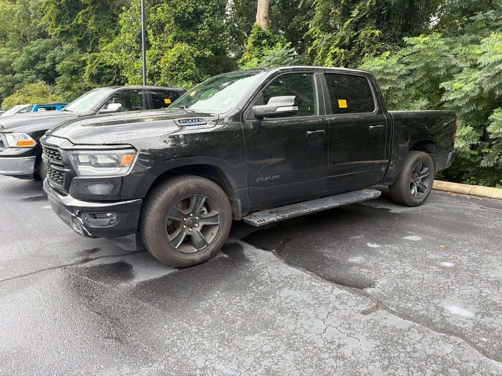 Used 2022 RAM 1500 Big Horn AWD/4WD image 3