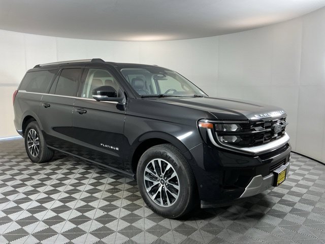 Used 2025 Ford Expedition Max Platinum AWD/4WD image 3