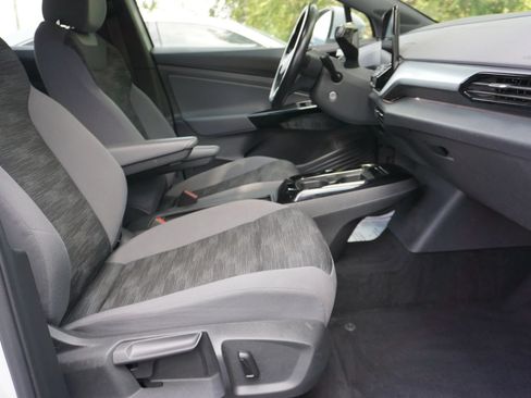 Used 2021 Volkswagen ID.4 Pro RWD image 17