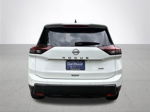 Used 2024 Nissan Rogue S AWD/4WD image 5