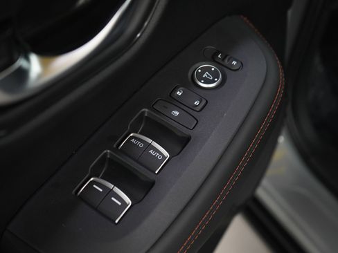 Used 2024 Honda HR-V Sport image 17