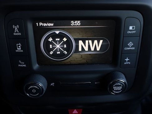 Used 2017 Jeep Renegade Latitude image 25