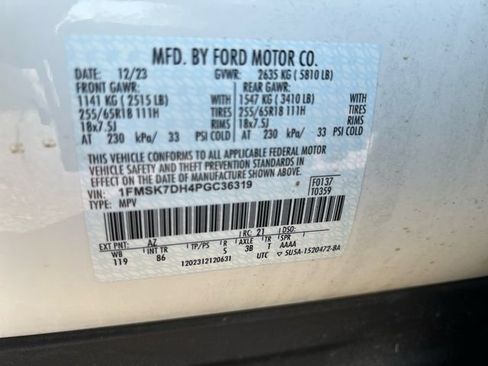 Used 2023 Ford Explorer XLT RWD image 38