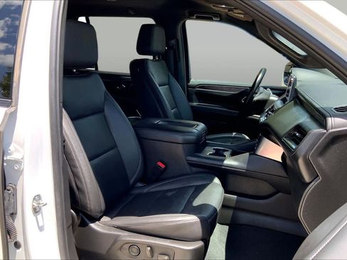 Used 2024 Chevrolet Tahoe Z71 AWD/4WD image 9
