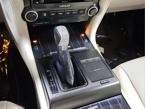 Used 2023 Lexus GX 460 Premium image 11