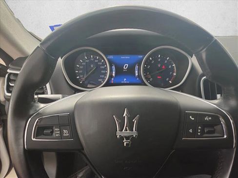 Used 2018 Maserati Ghibli image 12