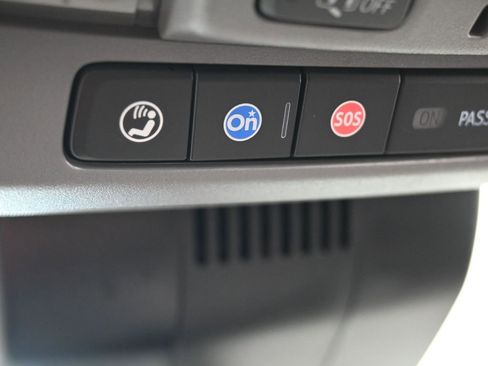 Used 2023 Chevrolet Silverado 1500 LTZ w/ LTZ Premium Package image 20