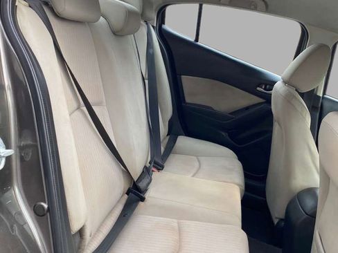 Used 2014 MAZDA MAZDA3 i SV image 26