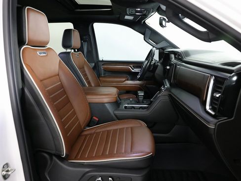 Used 2023 GMC Sierra 1500 Denali Ultimate image 17