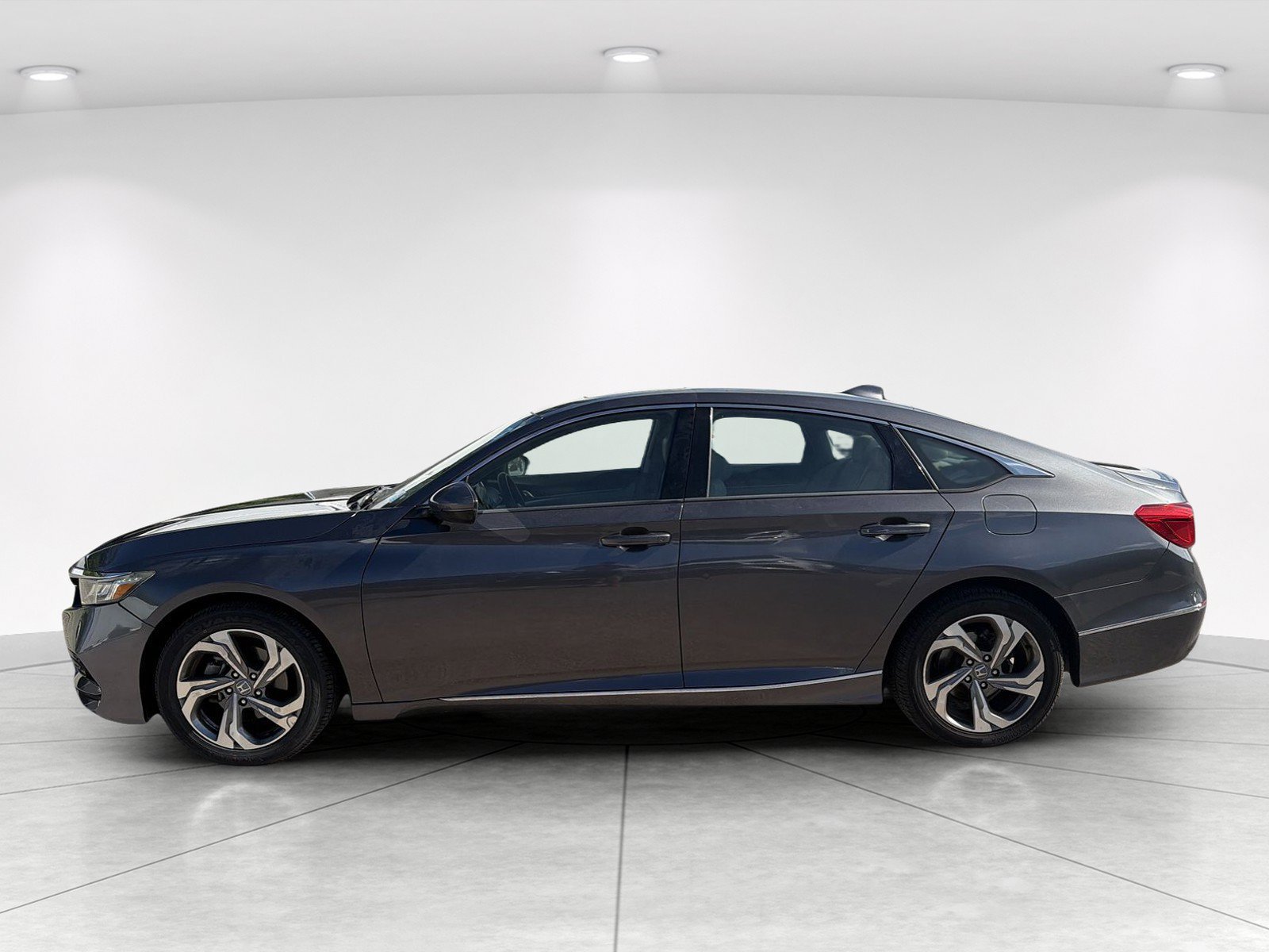 Used 2018 Honda Accord EX-L image 7