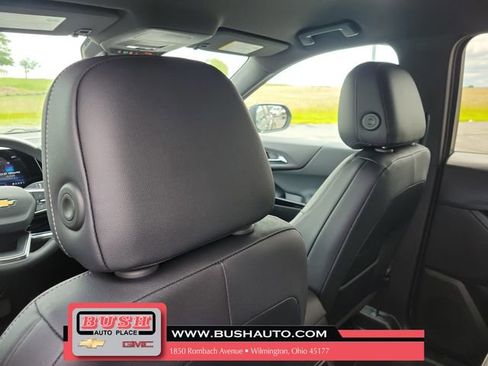 Used 2026 Chevrolet Equinox LT w/ Convenience Package II FWD image 15