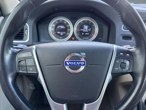 Used 2013 Volvo S60 T5 image 16