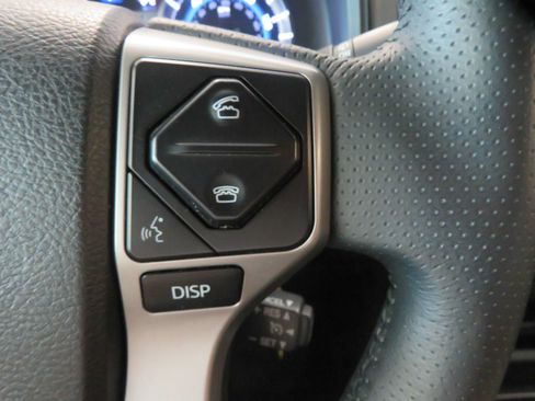 Used 2016 Toyota 4Runner SR5 RWD image 34