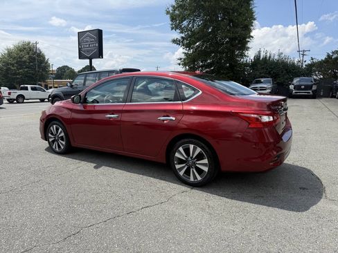 Used 2019 Nissan Sentra SV w/ Special Edition Package FWD image 7