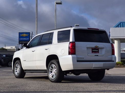Used 2020 Chevrolet Tahoe LT w/ Luxury Package RWD image 8
