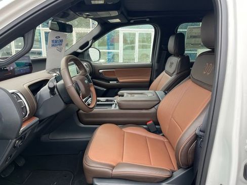 Certified 2025 Ford Expedition King Ranch image 4