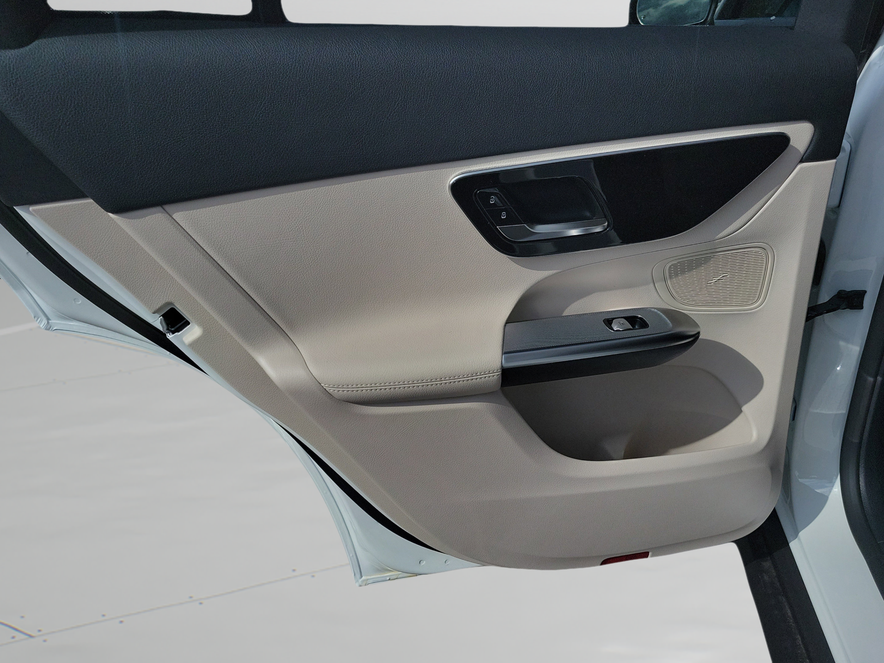 Certified 2026 Mercedes-Benz GLC 300 image 29